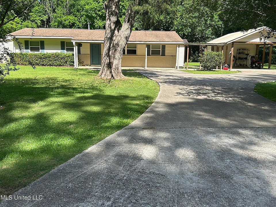 1st image of 12900 Blue Grass Ln
