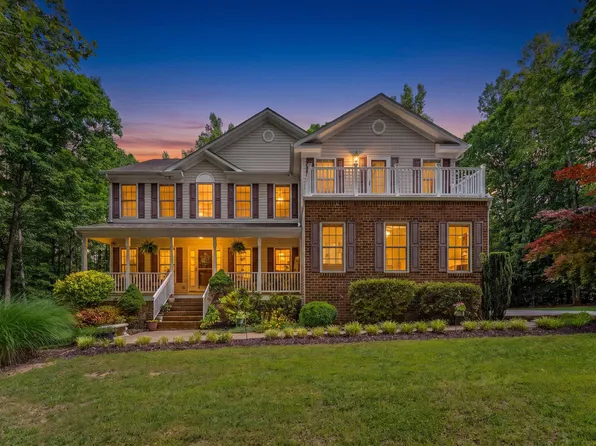 104 Tracey Ln, Fredericksburg, VA 22406