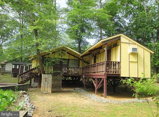 281 Lake Dr, Colonial Beach, VA 22443
