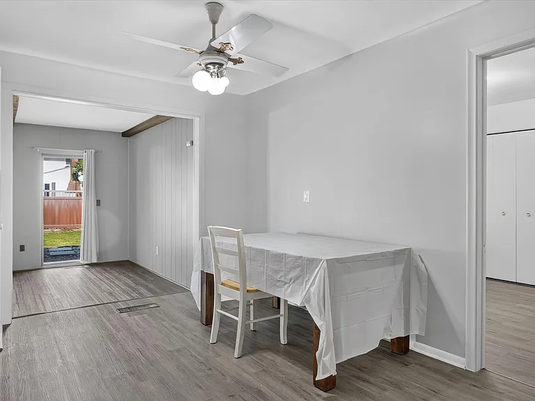 15109A Susanna St — Photo 11