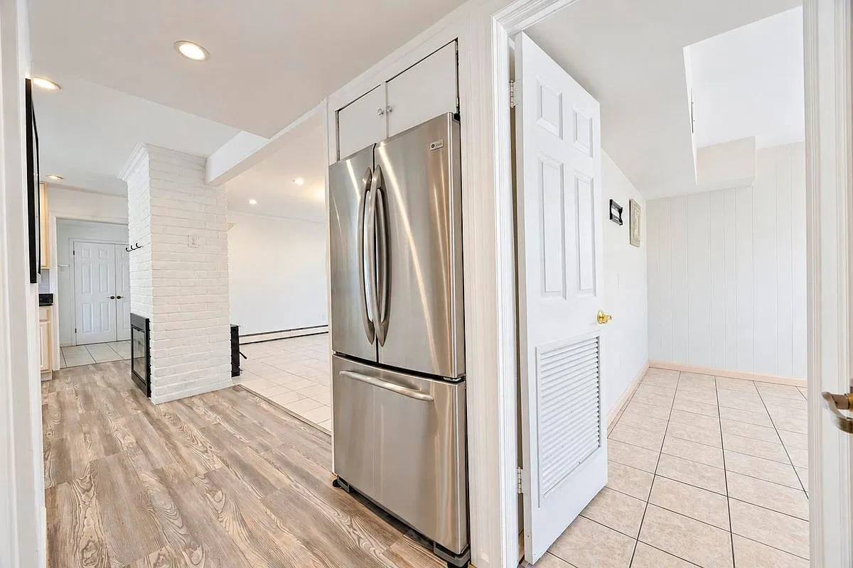 5 bed, 2.0 bath, 2096 sqft, $5,600 — Photo 4