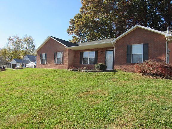 3rd image of 4054 Gumwood Ln