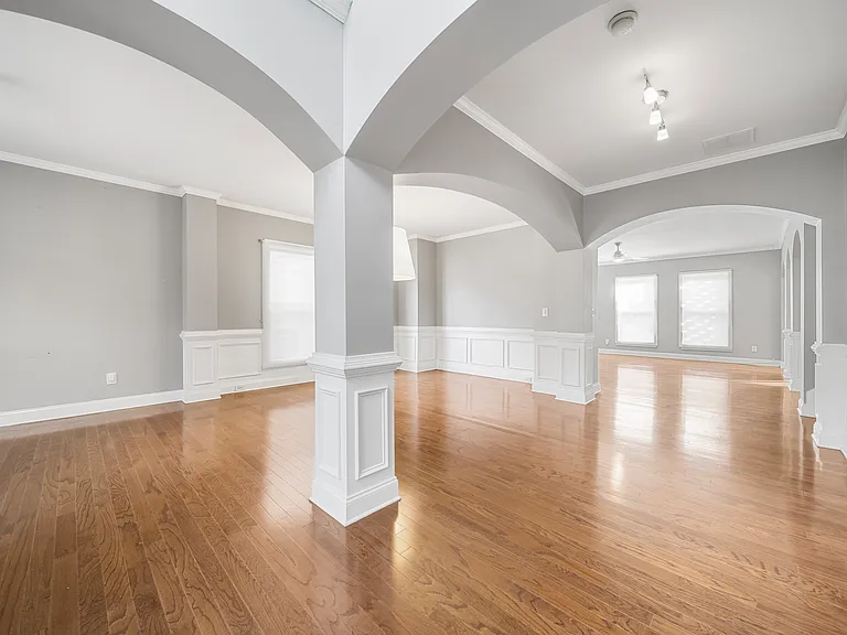 2532 Gloster Mill Dr — Photo 2