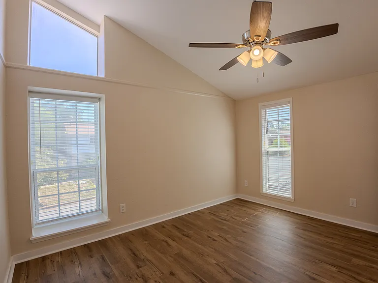 4906 Barkbridge Trl — Photo 39