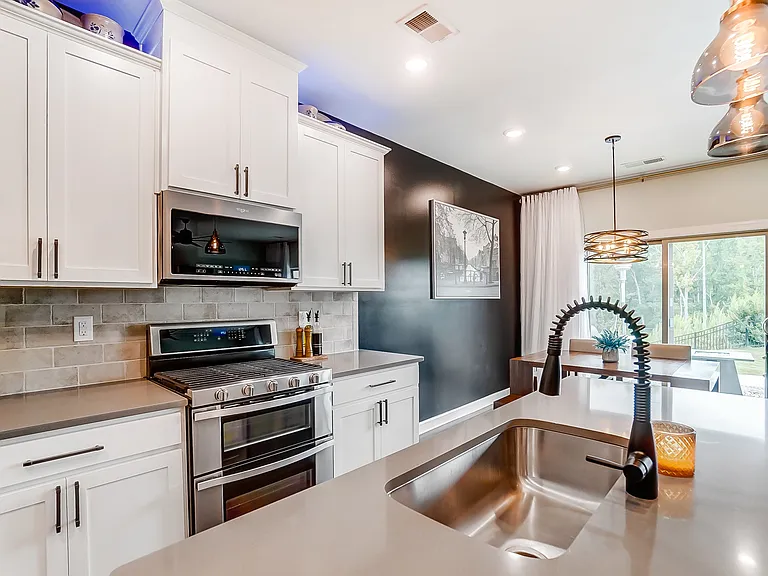 5609 Lavaux Ct — Photo 16