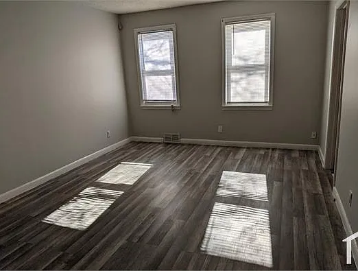 1148 Forest St — Photo 5