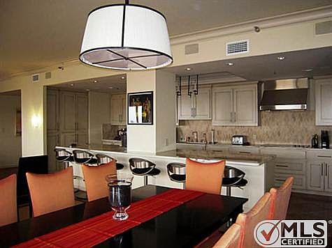 5th image of 3831 Turtle Creek Blvd APT 22A