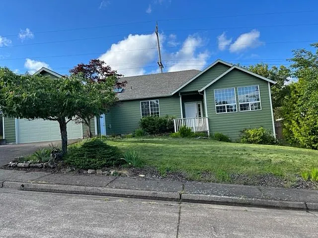 Building Photo - 2981 NW Audene Dr