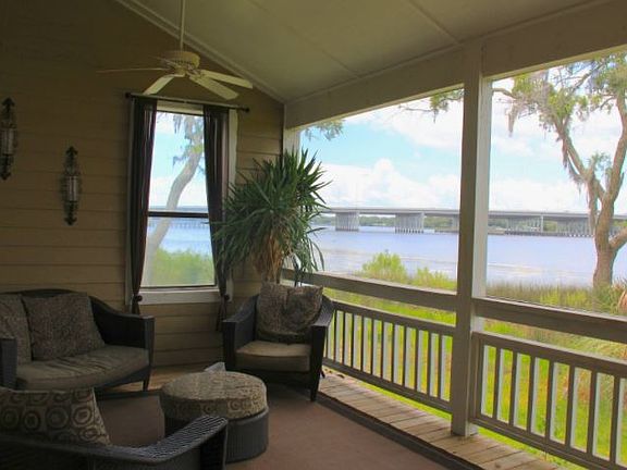 3rd image of 1000 Island Point Dr #11819960