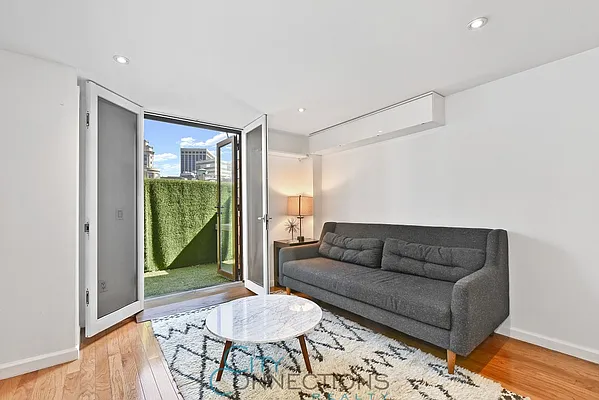 Rented by City Connections Realty | media 1