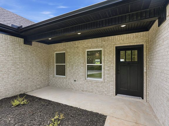 4th image of 336 Millie Ct