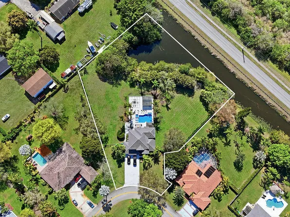 3541 Carlton Lane, Davie, FL 33330