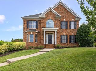5551 Garden Park Ln, Winston Salem, NC 27106