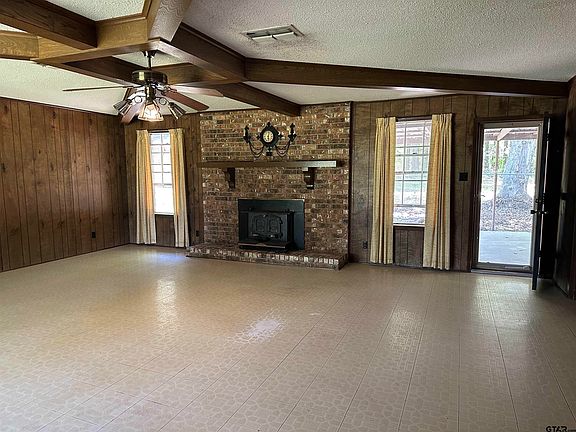 3rd image of 161 County Road 4901