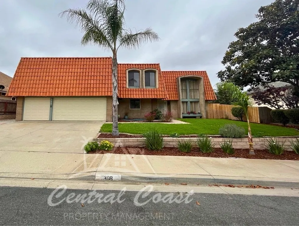 Wisteria Dr, Santa Maria — Photo 1
