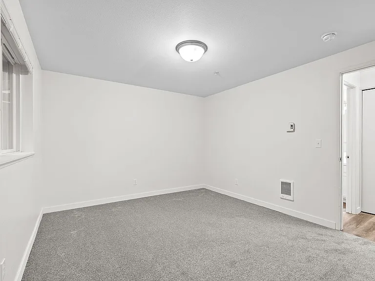 Spacious 2x2 Apartment Homes in Central Tacoma! — Photo 66