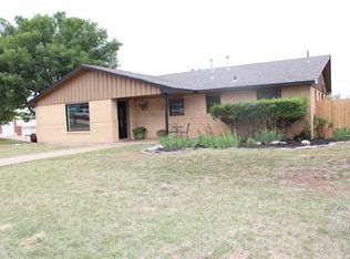 5602 NW Eisenhower Dr, Lawton, OK 73505