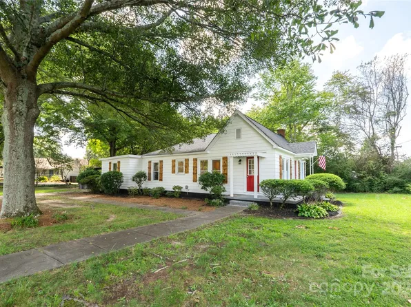 618 Eddleman Rd, Kannapolis, NC 28083