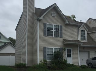 620 Grove St UNIT 8, Dunellen, NJ 08812