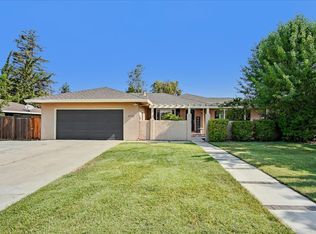 1090 Westward Dr, Hollister, CA