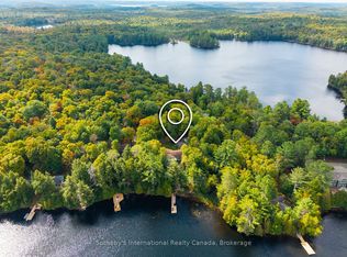 20 Fish Rock Rd, Huntsville, ON P1H 2N5