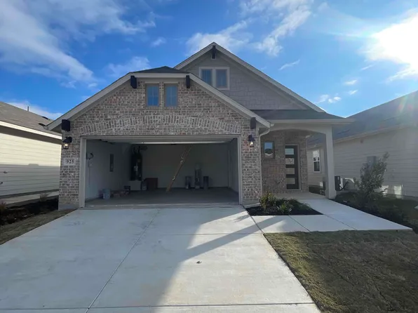 925 King St, Aubrey, TX 76227