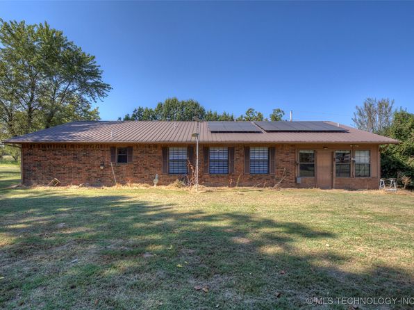 111 N T 200 St, Stigler, OK 74462