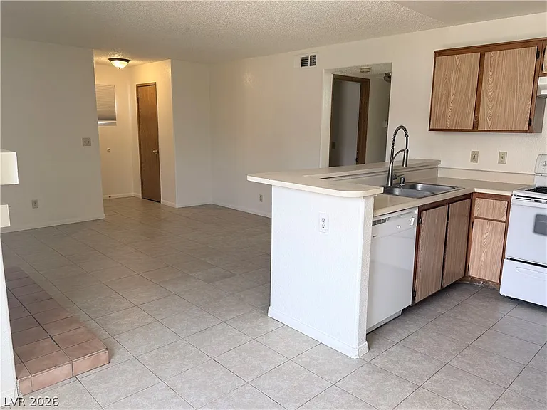 2980 Juniper Hills Blvd #204 — Photo 10