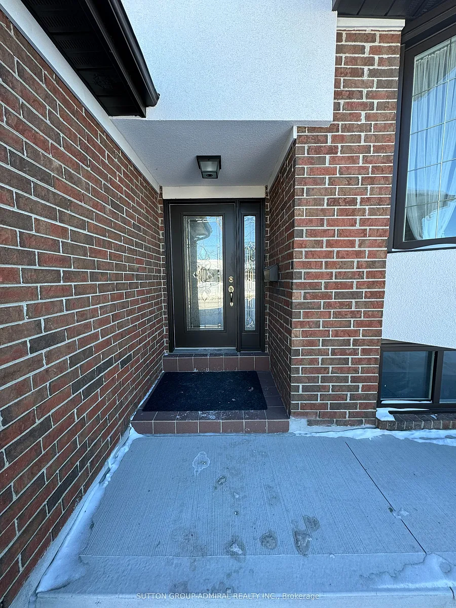 Building Photo - 271 Weldrick Rd W