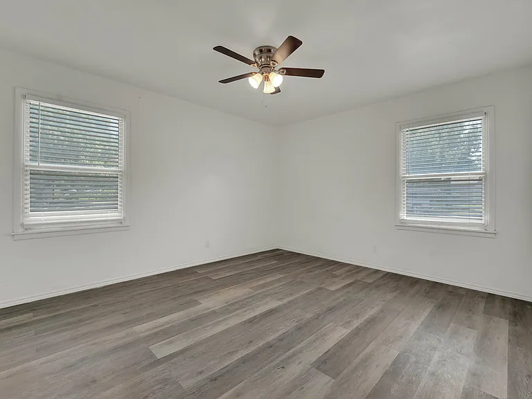 2682 Wasina Dr — Photo 16