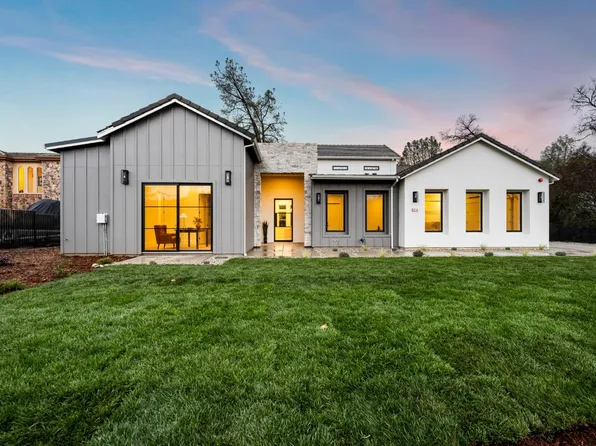 23726 Ironwood Ct, Auburn, CA 95602