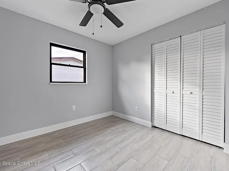 419 Marquis St — Photo 13