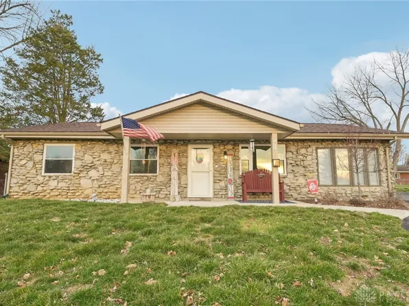 1718 Utah Ct, Xenia, OH 45385