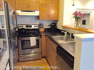 55 N 2nd St APT E, Philadelphia, PA 19106