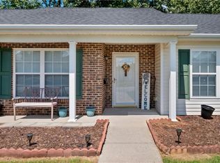 603 Chesapeake Ln, Archdale, NC 27263