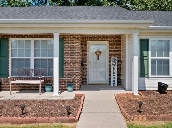 603 Chesapeake Ln, Archdale, NC 27263