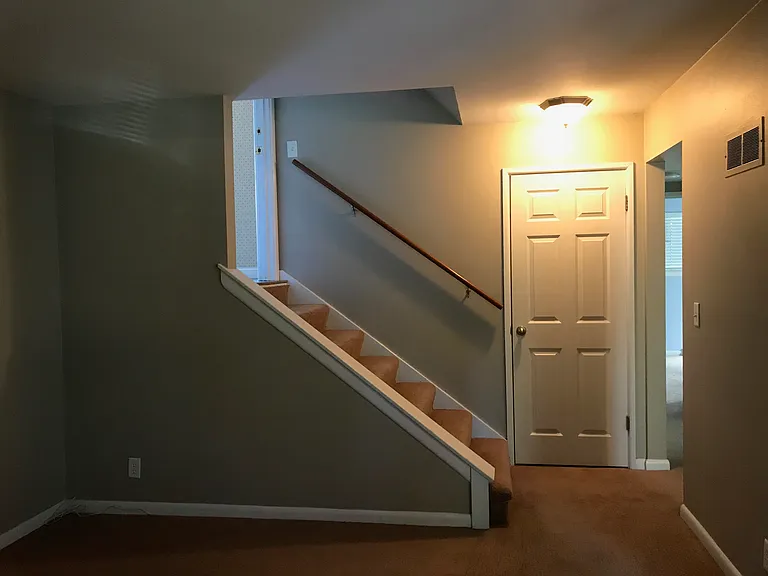 3409 N California Ave — Photo 6
