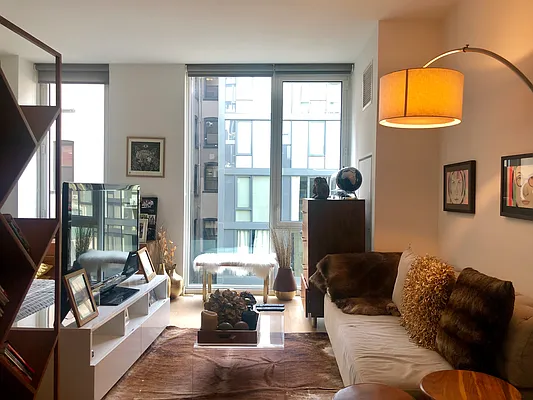 Rented by Keller Williams NYC | media 36