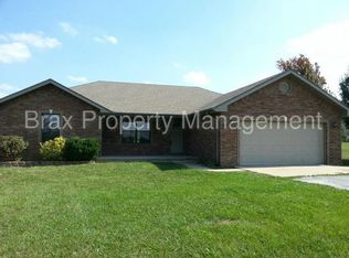 124 Thyme Rd, Clever, MO 65631