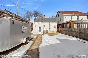 53 W Charlotte St — Photo 15