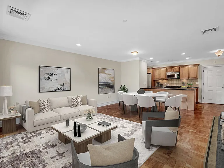 Scarsdale Commons — Photo 10