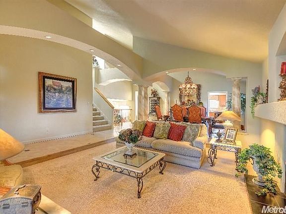 4th image of 4081 Bancroft Dr