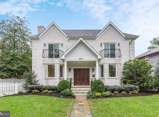 8031 Park Ln, Bethesda, MD 20814