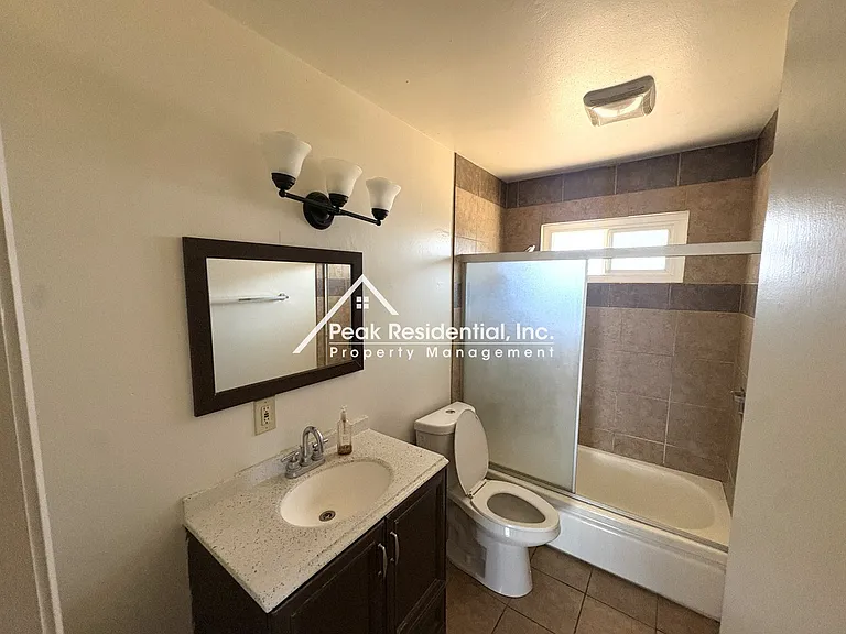 6100 Madison Ave — Photo 12