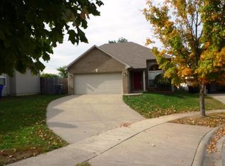 2717 Crystal Falls Rd, Lexington, KY 40509