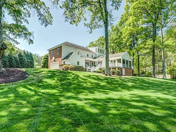 5th image of 116 Thomashire Ct