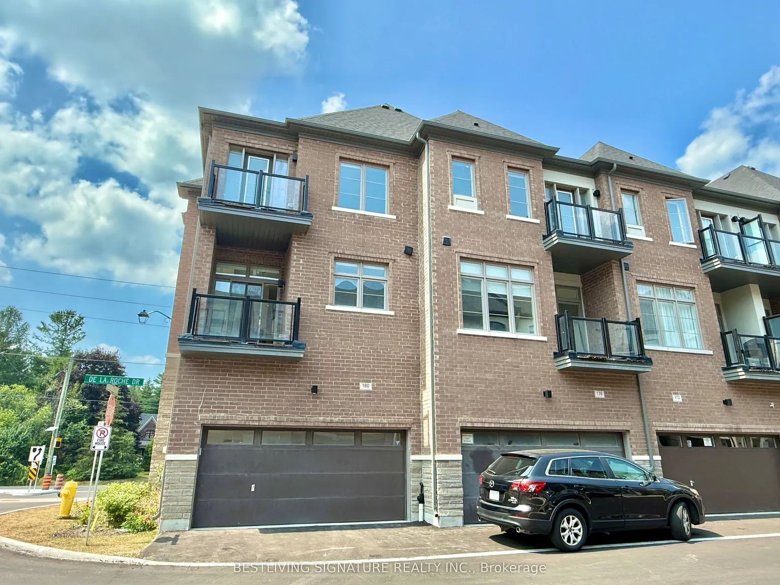 4 bed, $3,900 — Photo 3