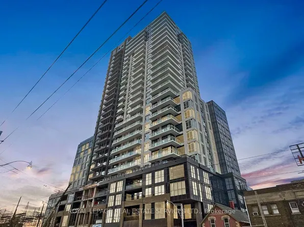 286 Main St, Toronto, ON