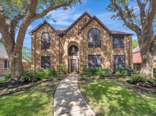 16531 Town Lake Ct, Houston, TX 77059