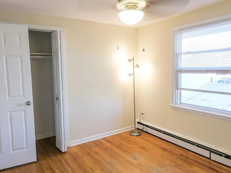 105 N Willow St #5 — Photo 6